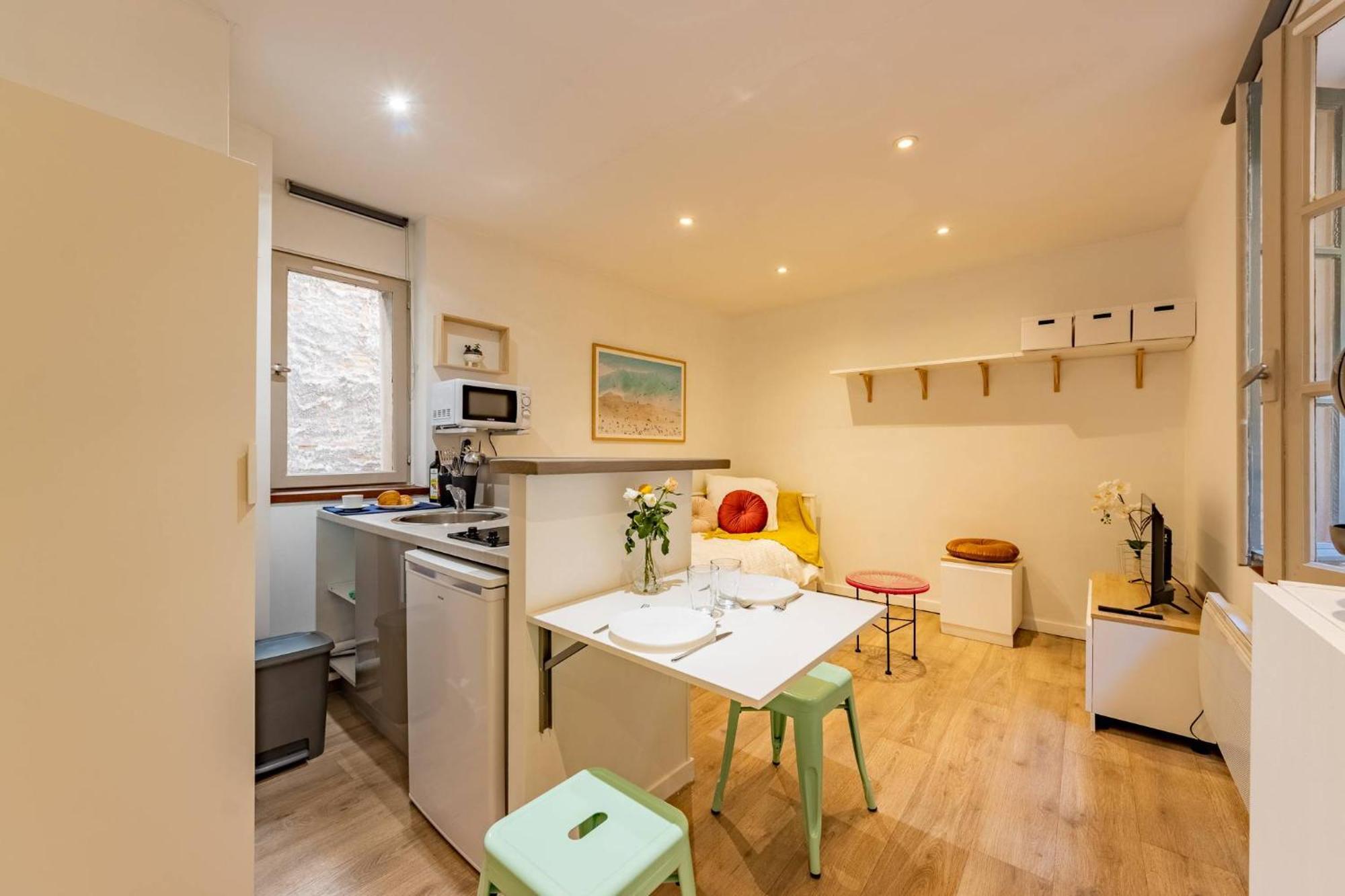 Apartamento Le Nid Douillet - Lit King Size Montauban Exterior foto